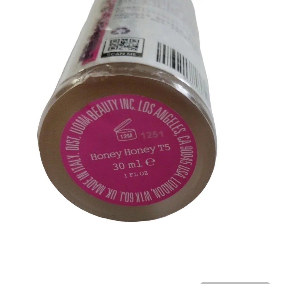 Uoma by Sharon C, Flawless IRL Skin Perfecting Foundation Honey Honey‎ T5